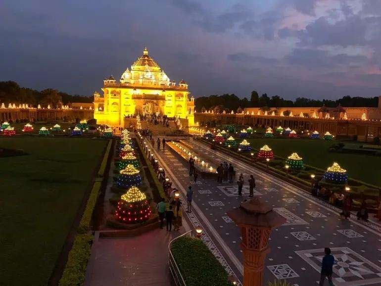 Gujarat Jyotirlinga Tour Package – 6 Days / 5 Nights